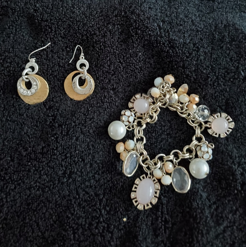 Chico's bracelet and earings set